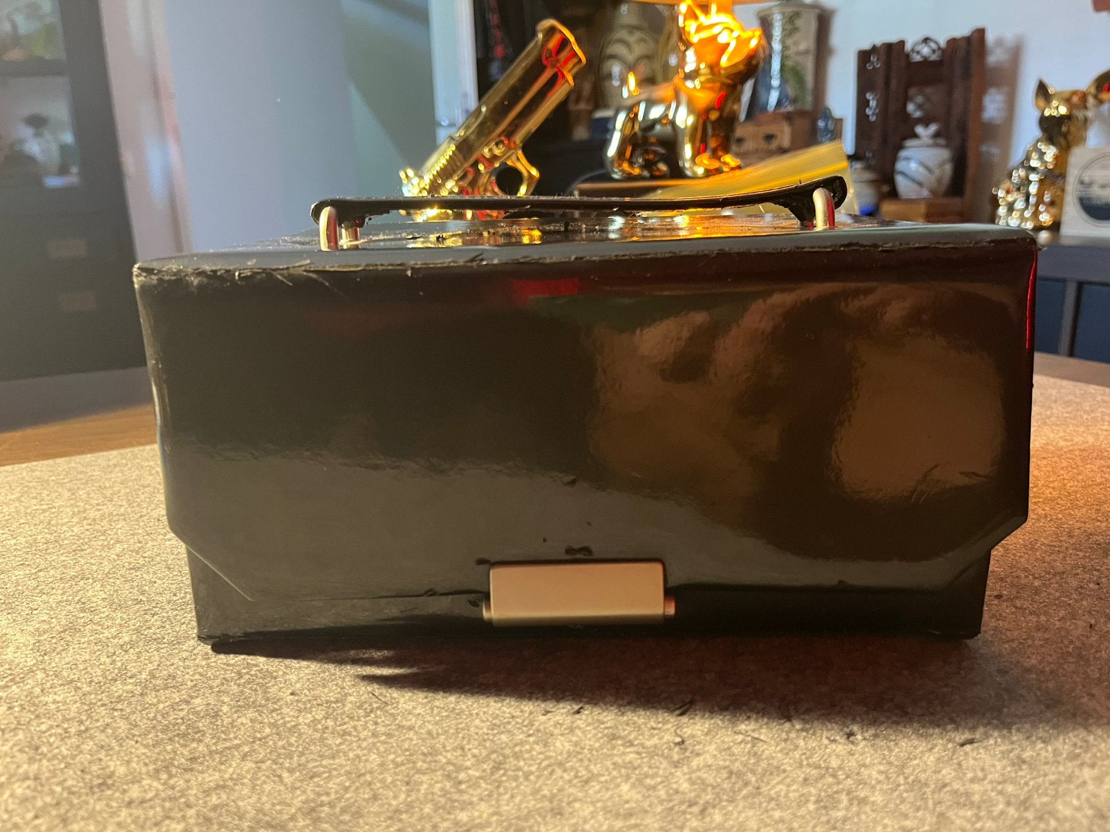 Juwelen kistje zwart lakstof met lades, Gebruikt, Softcase, Zwart, Met slot