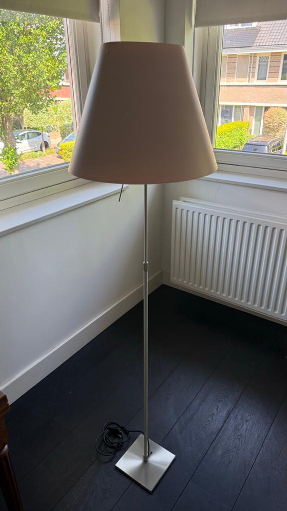 Luceplan Costanza vloerlamp met Softskin lampenkap, Huis en Inrichting, Ophalen, Gebruikt, Metaal, 150 tot 200 cm