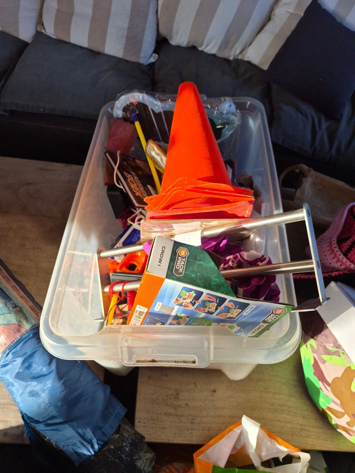 Bak met divers speelgoed, Ophalen, Gebruikt, Jongen of Meisje