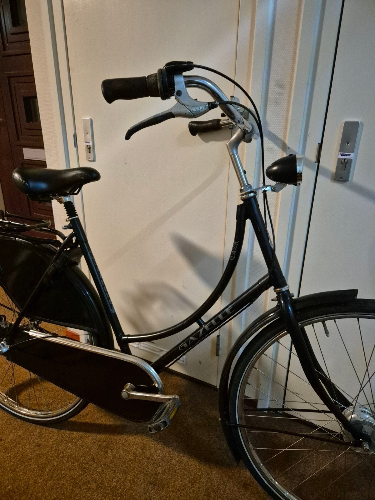 Omafiets gazelle classic 28inch!!, Ophalen, Zo goed als nieuw, Versnellingen