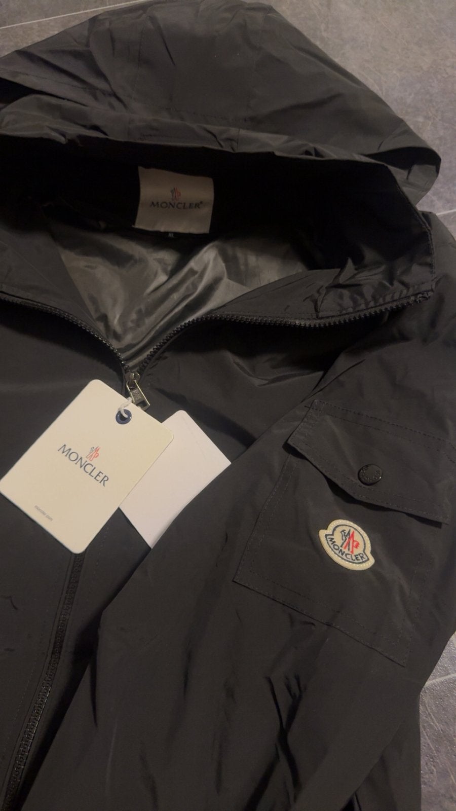Moncler wind, Ophalen of Verzenden, Zo goed als nieuw, Maat 56/58 (XL), Zwart