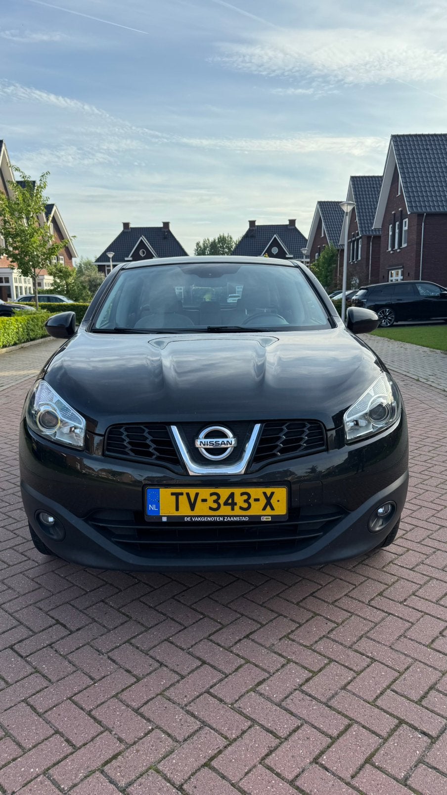 Zeer Goed Onderhouden Nissan Qashqai 2.0 Benzine 2012 141PK, Euro 5, Stof, Zwart, 1200 kg