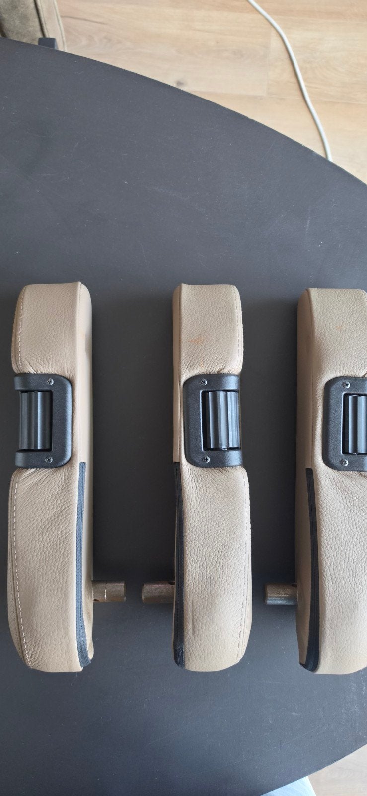 Aguti 00 armleuningen camper – 2 links / 1 rechts – set, Ophalen of Verzenden, Gebruikt