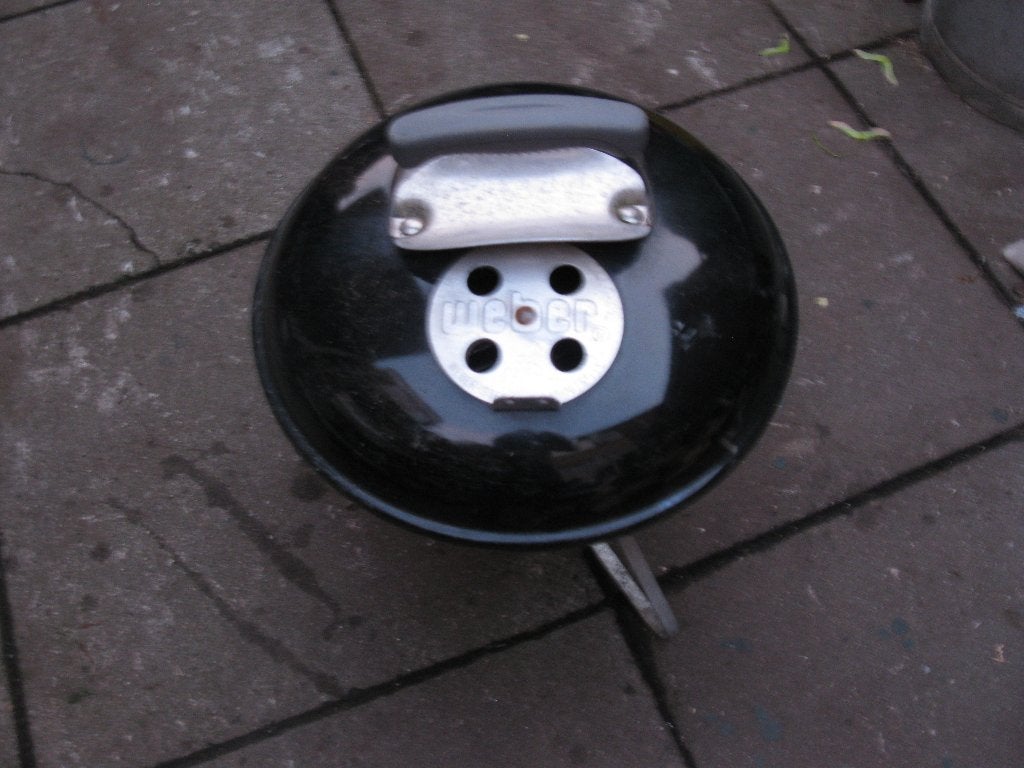Weber kogel BBQ geëmailleerd, Ophalen