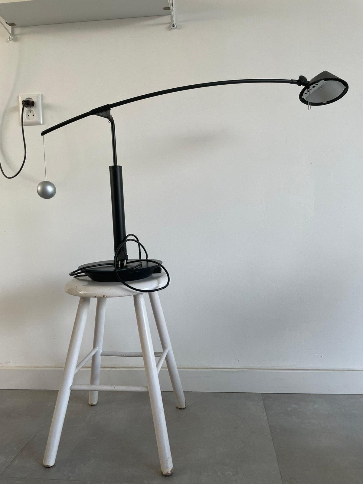 Artemide Nestore Vintage Design Tafellamp, Ophalen, Gebruikt, Metaal