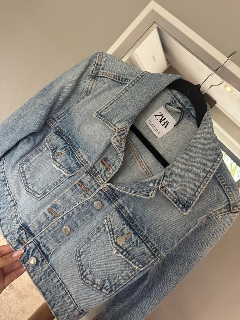 Zara Spijkerjasje - Zo goed als nieuw - Maat S, Kleding | Dames, Ophalen of Verzenden, Zo goed als nieuw, Maat 36 (S), Blauw