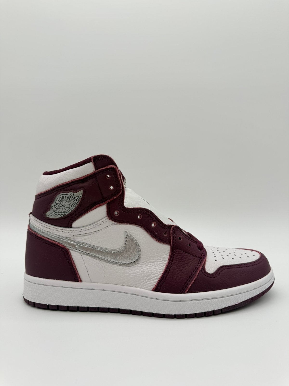 Nike Jordan 1 Retro High OG Bordeaux, Kleding | Dames, Schoenen, Flippr.info@gmail.com, 1213NL, Nieuw, Ophalen of Verzenden