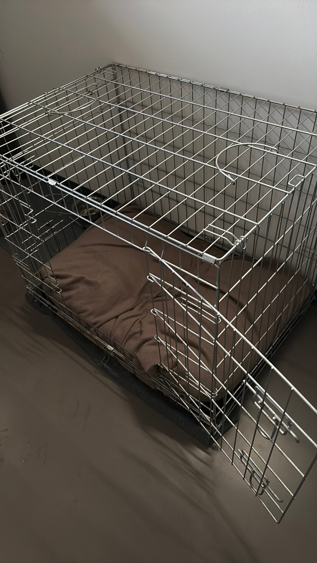 Bench hond 76x53 x62 (lbh) mooi en stevig!, Dieren en Toebehoren, Hondenhokken, Ophalen, Gebruikt, Minder dan 75 cm, Minder dan 65 cm