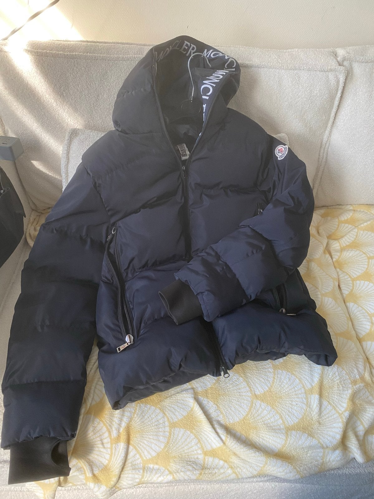 Moncler Puffer Jas Maat S - Zo goed als nieuw, Ophalen of Verzenden, Zo goed als nieuw, Blauw