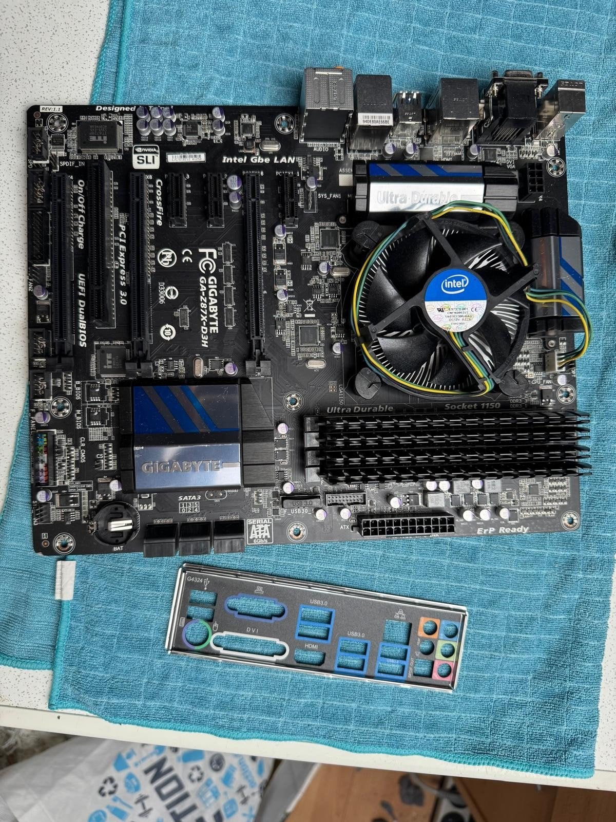 z87 moederbord met i7 cpu 4790k en 16gb ddr3 ram, Computers en Software, Moederborden, Ophalen, Gebruikt, Overige typen, DDR3