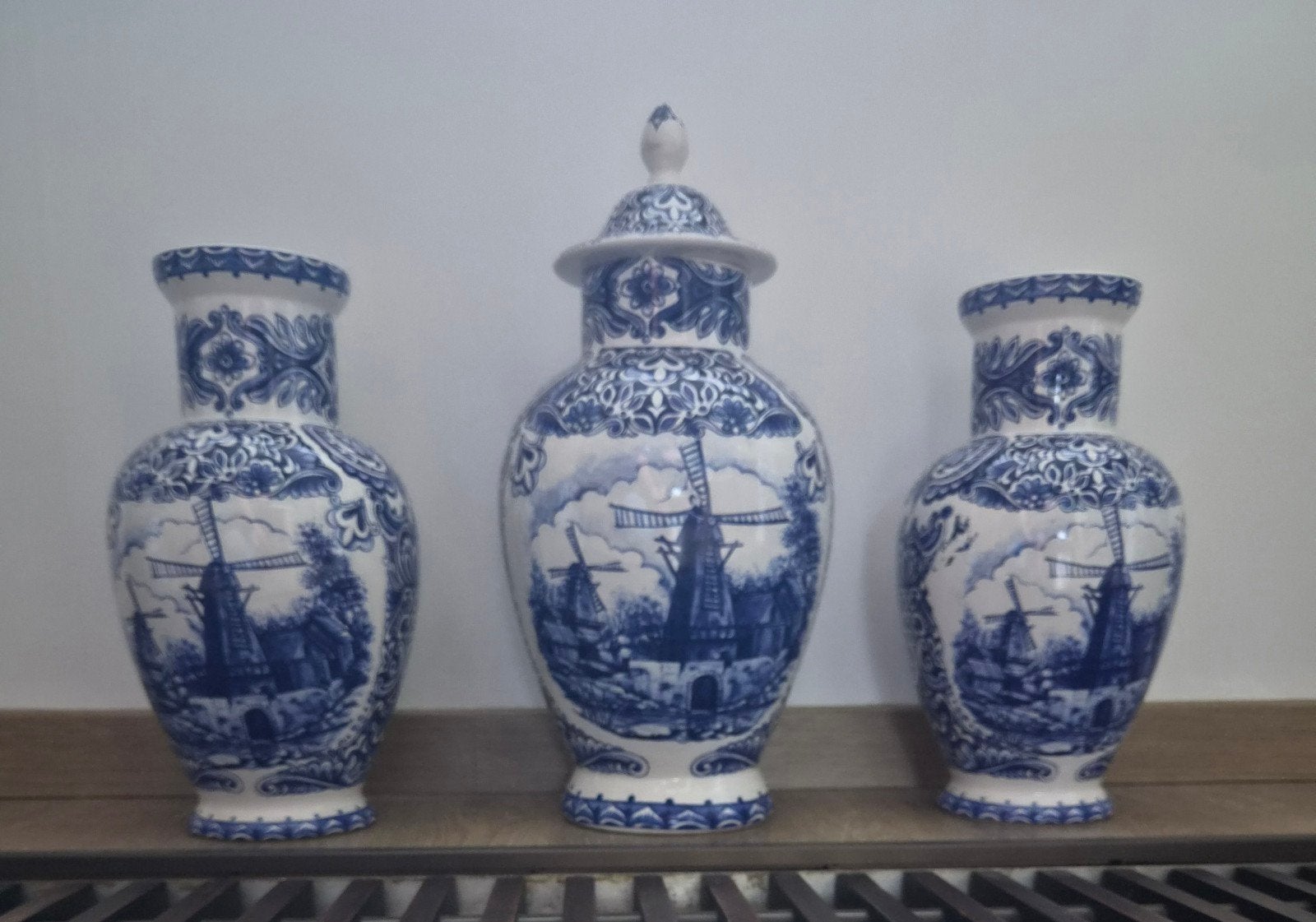 Delfts Blauw Vazen Set - Windmolen Decor, Antiek en Kunst, Ophalen