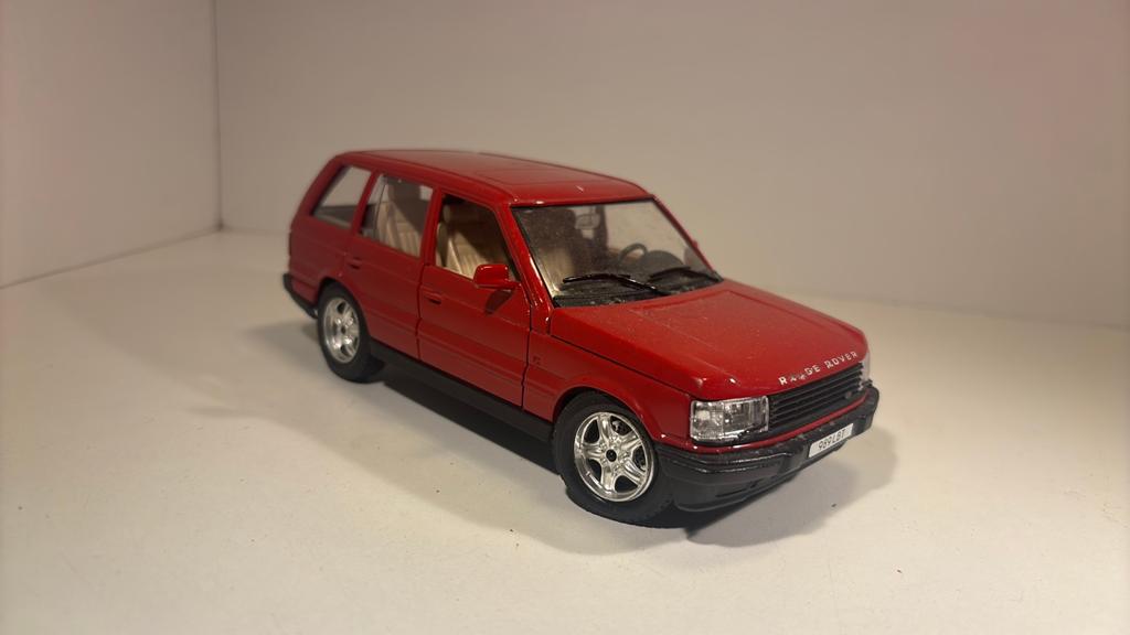 Range rover 2001 Bburago 1.26