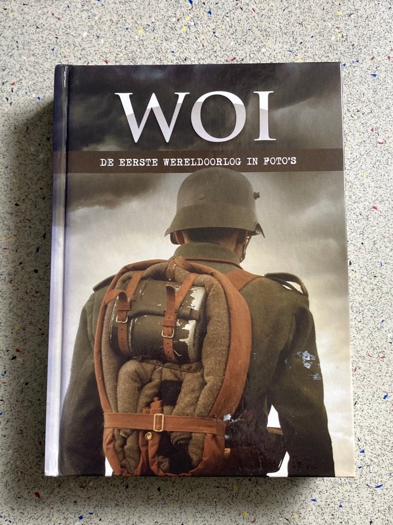 WO I - De Eerste Wereldoorlog in foto's incl. 2 DVD's, Boeken, Verzenden, Zo goed als nieuw, Voor 1940, Algemeen