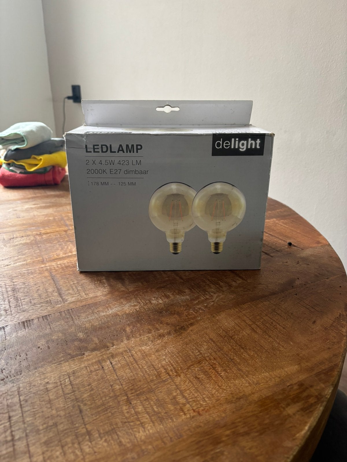 Ledlamp (1 bol) in doos dimbaar, Ophalen, Zo goed als nieuw, Glas, E27 (groot)