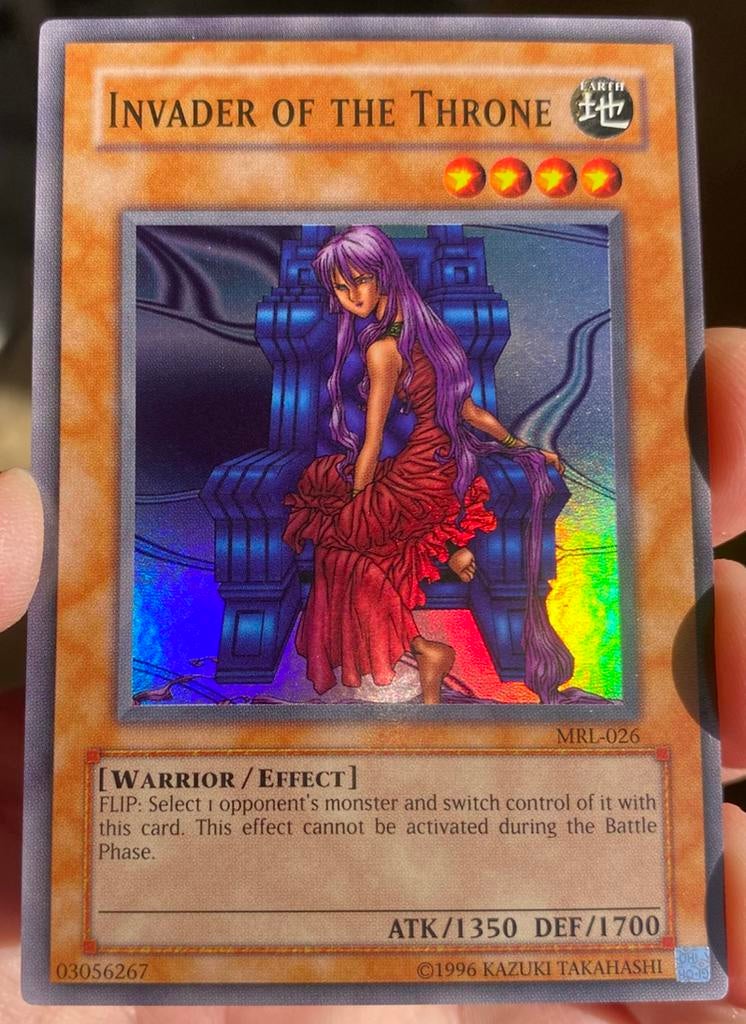 Yu-Gi-Oh! Invader of the Throne MRL Old US Print !, Ophalen of Verzenden, Gebruikt, Losse kaart, Foil