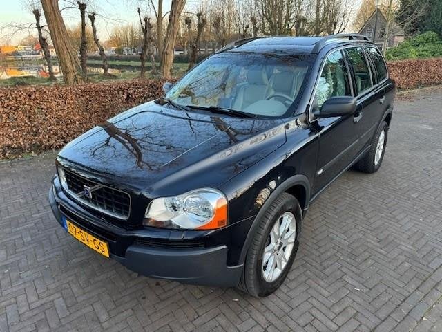 Volvo XC90 2.5 T SUMMUM AWD/7PERSOONS/TREKHAAK/LEER/SCHUIF-K, Gebruikt, 1991 kg, 7 stoelen, Bedrijf