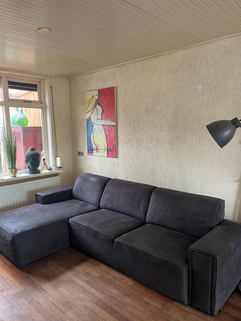 Antraciet hoekbank met chaise longue, Huis en Inrichting, Banken | Bankstellen, Gebruikt, Hoekbank, Vierpersoons of meer, 250 tot 300 cm