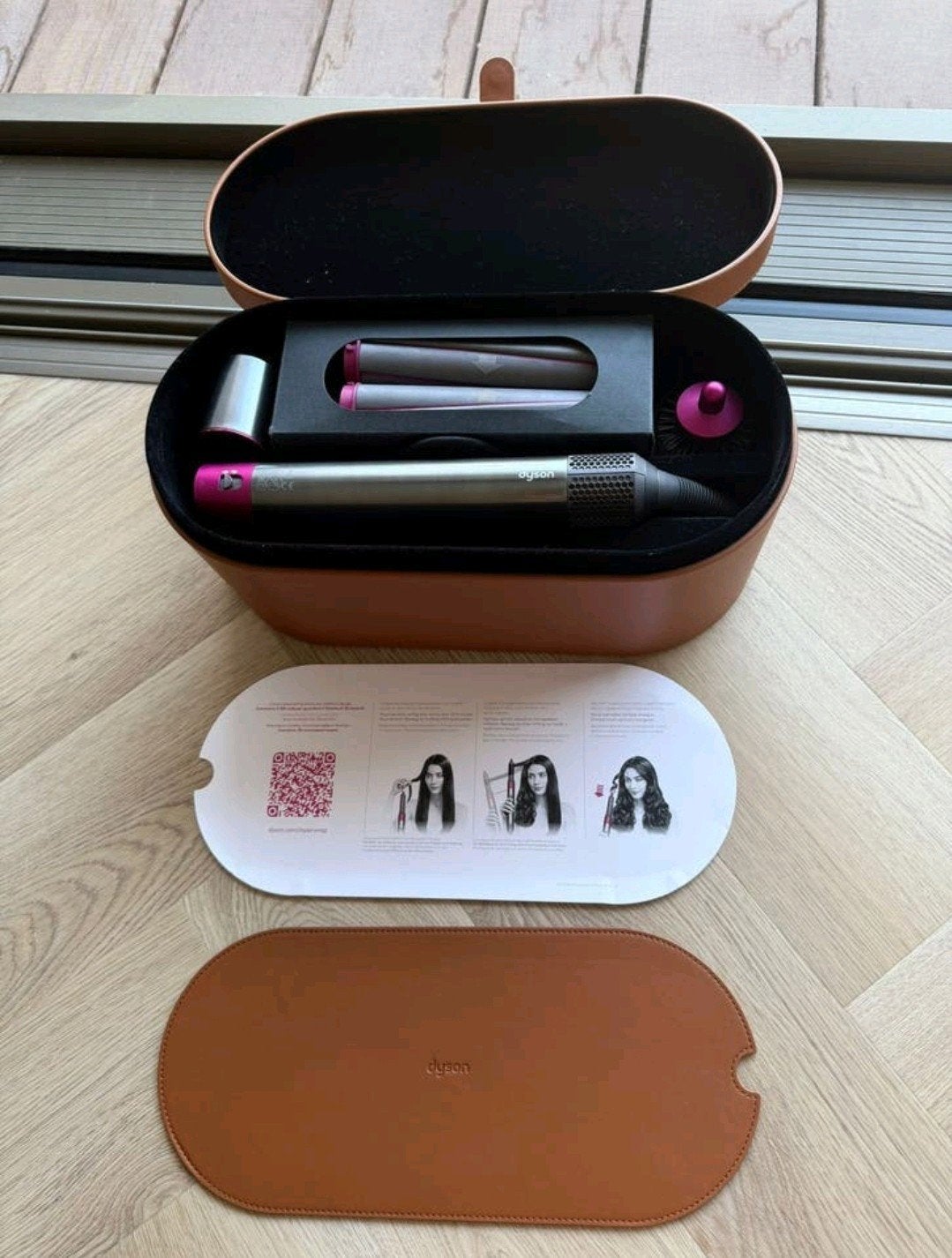 Dyson Airwrap Complete long met accessoires en opbergdoos, Ophalen of Verzenden, Zo goed als nieuw, Haarverzorging