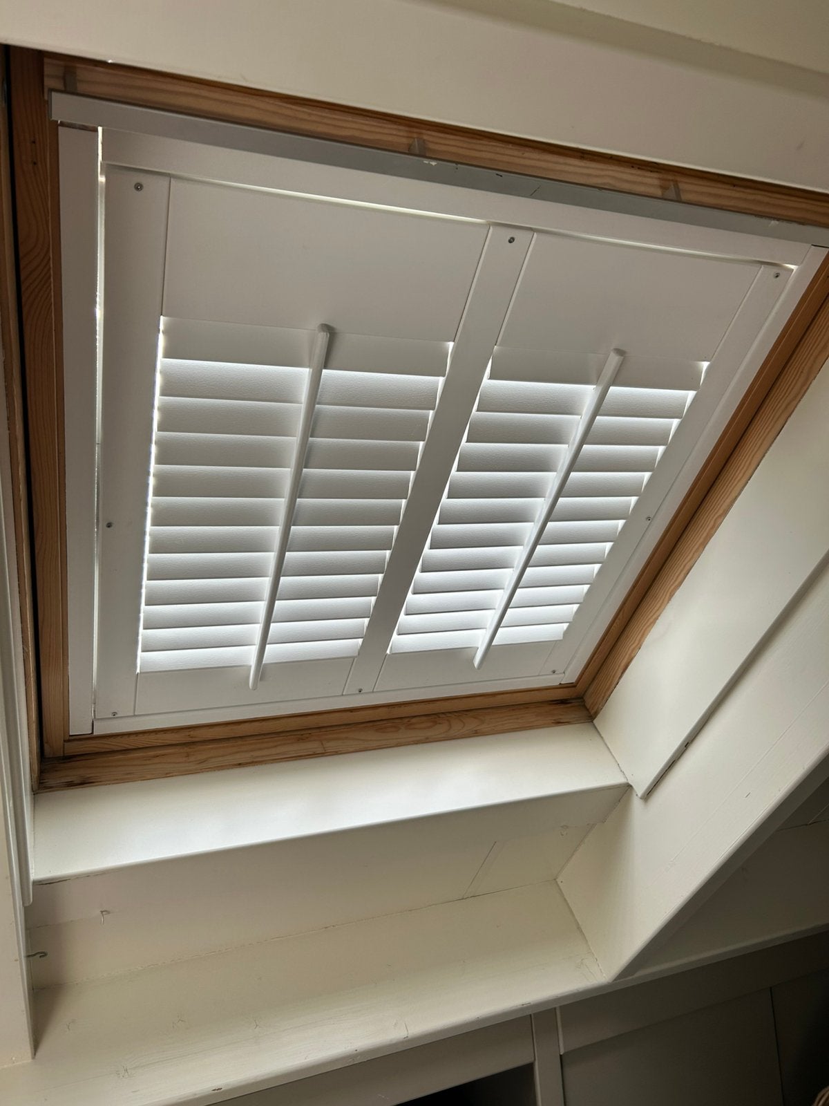 Shutters voor Velux dakraam, Ophalen, Wit, Hout, Zo goed als nieuw
