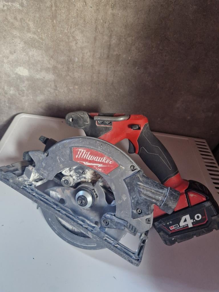Milwaukee cirkelzaag m18 fuel CCS55, Doe-het-zelf en Verbouw, Gereedschap | Zaagmachines, Ophalen of Verzenden, 1200 watt of meer