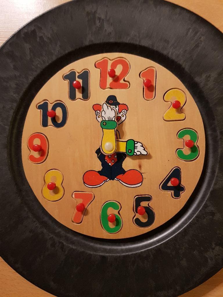 Houten speelgoedklok met puzzelstukjes, Ophalen of Verzenden, Zo goed als nieuw