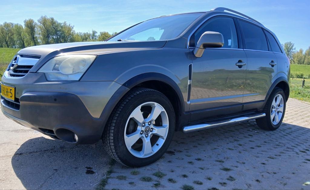 Opel Antara 2.4 16V 2009 Beige, Auto's, Opel, 4 cilinders, Beige, Handgeschakeld, Vierwielaandrijving