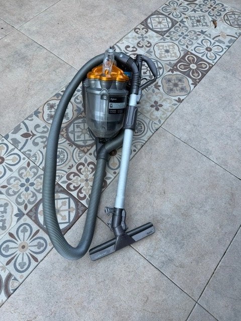 Dyson stofzuiger DC19 goed werkend, Ophalen, Gebruikt, Dyson, Sledestofzuiger