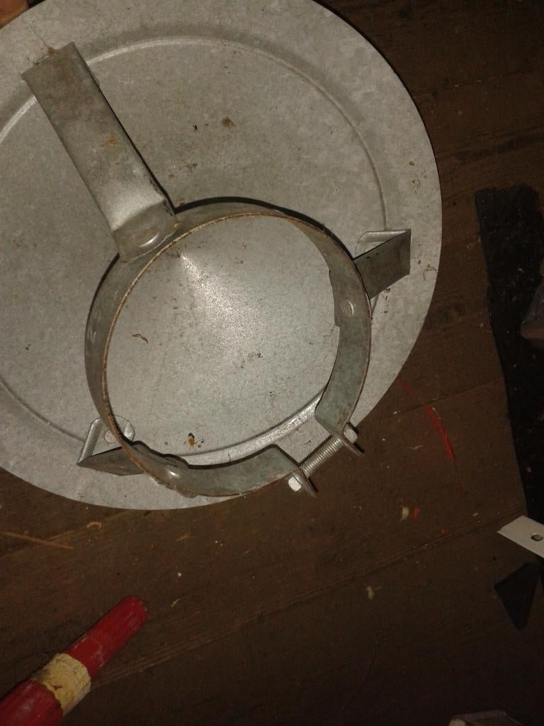zinken schoorsteenkap / pet, Afvoer, Gebruikt, Zink, Minder dan 2 meter
