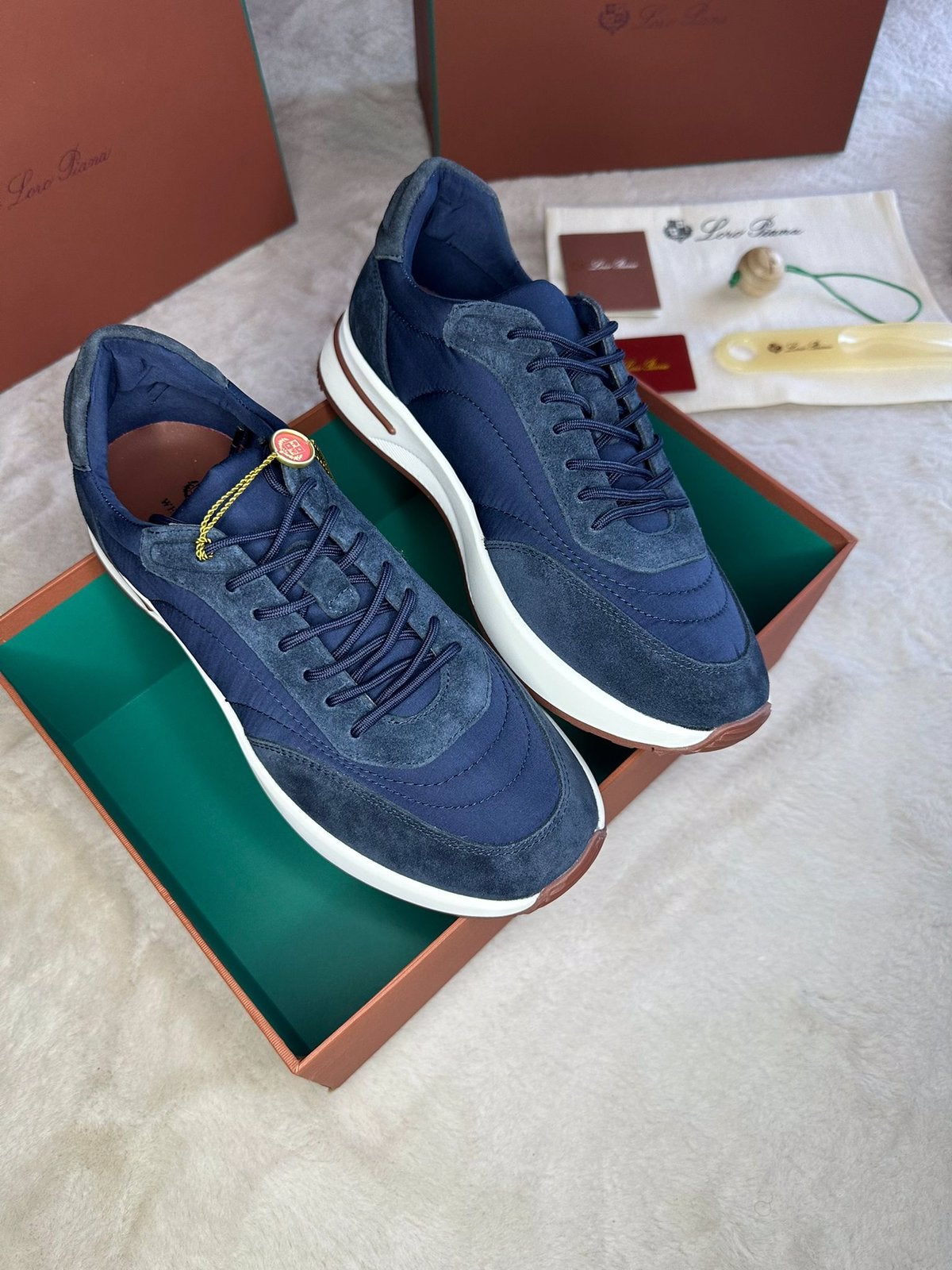 Loro piana runner blauw 40 tm 46 nieuw voorraad weekndwalk, Kleding | Heren, Ophalen of Verzenden, Nieuw, Blauw, Loafers
