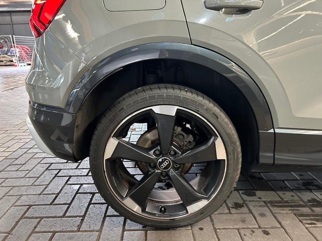 Audi Q2 1.4 Tfsi CoD 150pk S Tronic 2018 Grijs, Auto's, Euro 5, 4 cilinders, Leder en Stof, Origineel Nederlands