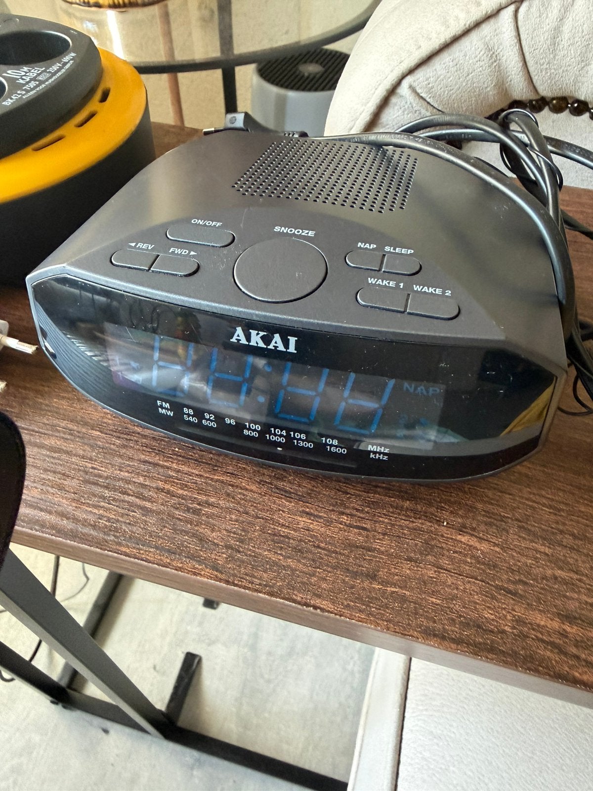 Akai wekker/radio, Ophalen, Zo goed als nieuw