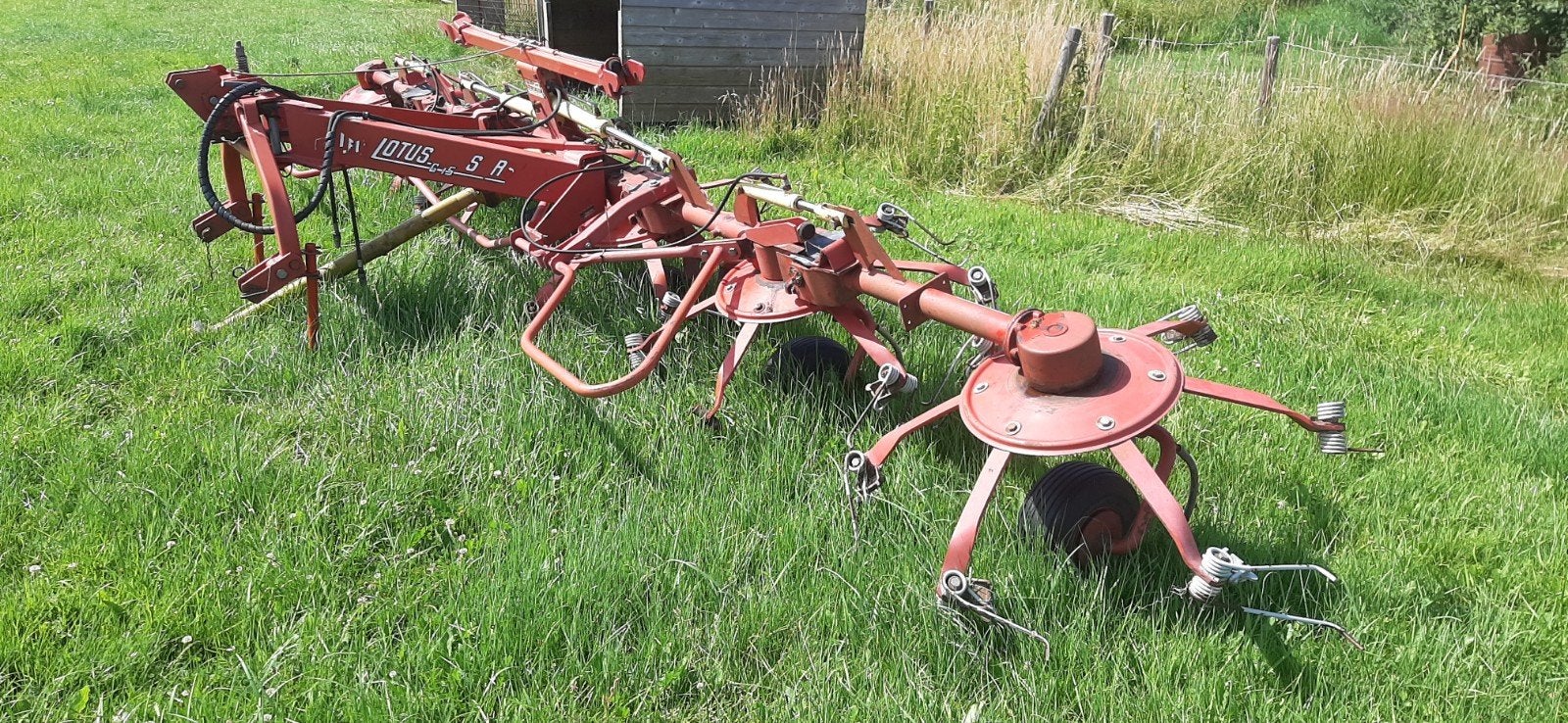 Lely Lotus 675 Schudder - Goede staat, Ophalen, Veehouderij, Weidebouw