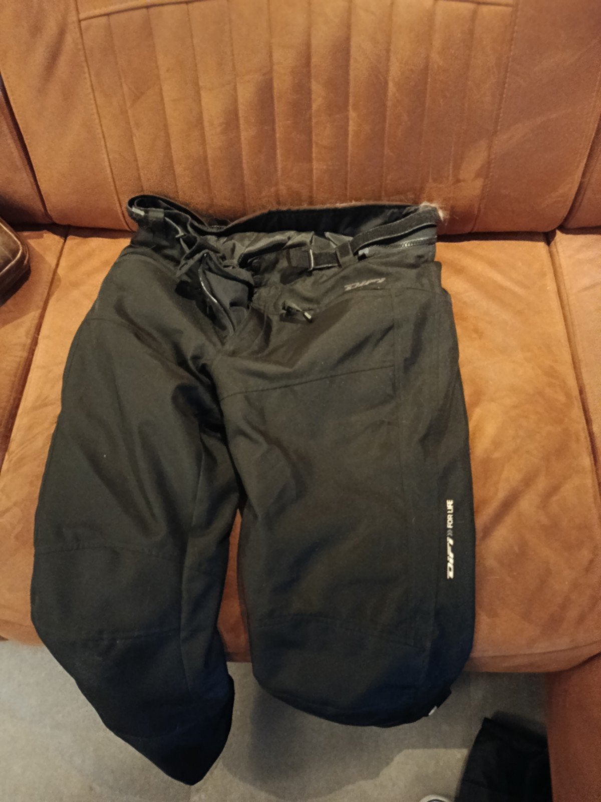 Zwarte textiele motorbroek, maat 46, Ophalen