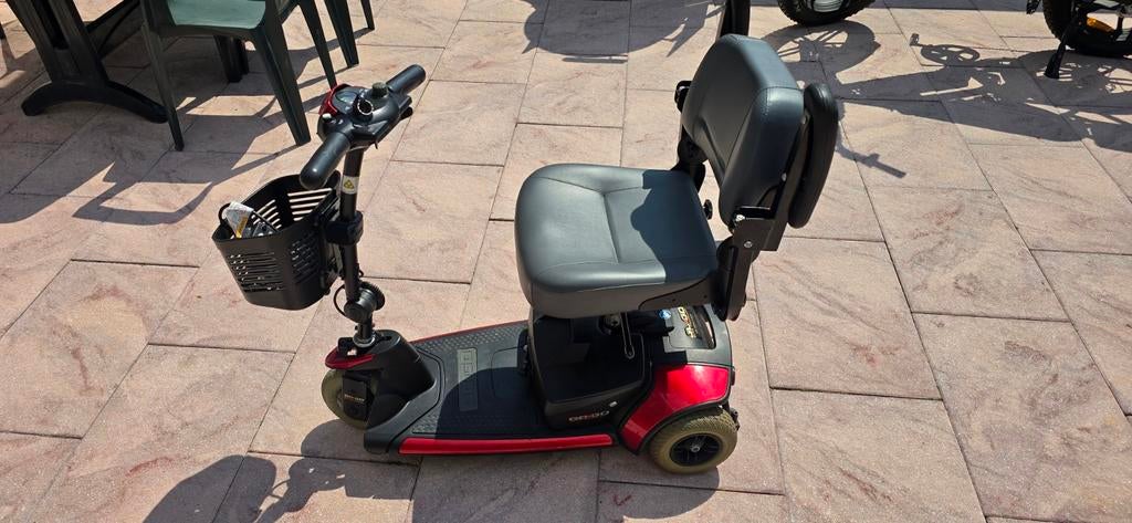 Pride gogo opvouwbare scootmobiel, Ophalen, 10 km/u of minder, 15 km of minder, Gebruikt