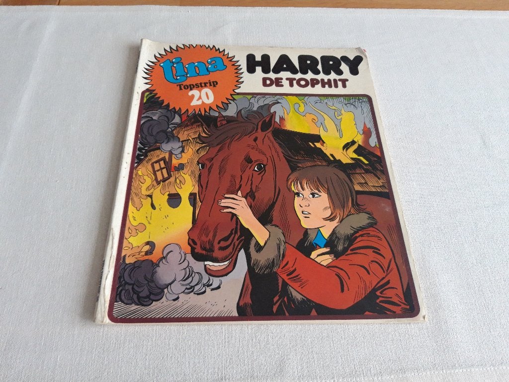 Tina Topstrip 20 - Harry de tophit, Boeken, Eén stripboek, Ophalen of Verzenden, Gelezen