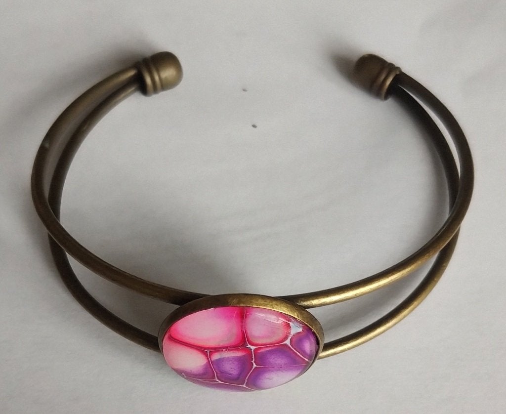 Metalen klemarmband metaal roze steen, Sieraden, Tassen en Uiterlijk, Armbanden, Staal, Nieuw, Ophalen of Verzenden, Roze