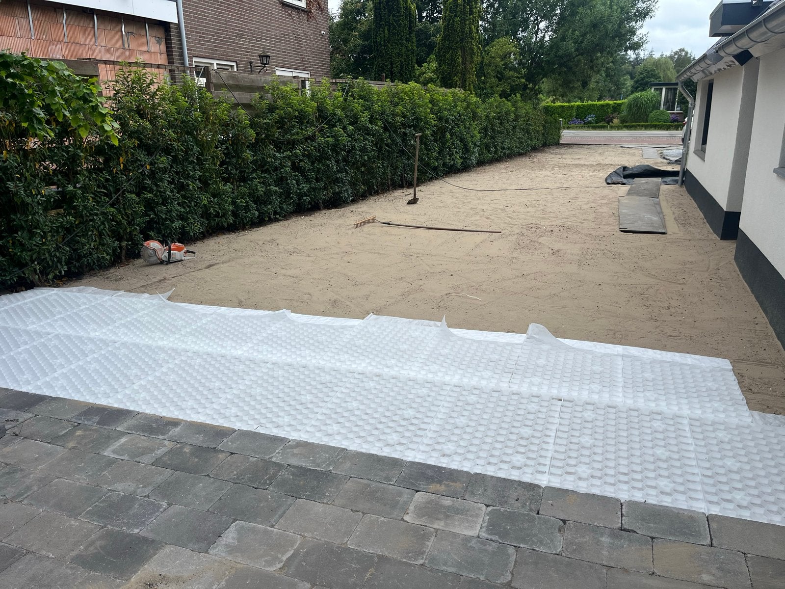 Grindplaten splitplaten A-merk wit/zwart - Tijdelijke actie!, Tuin en Terras, Ophalen, Nieuw, Wit, Grind