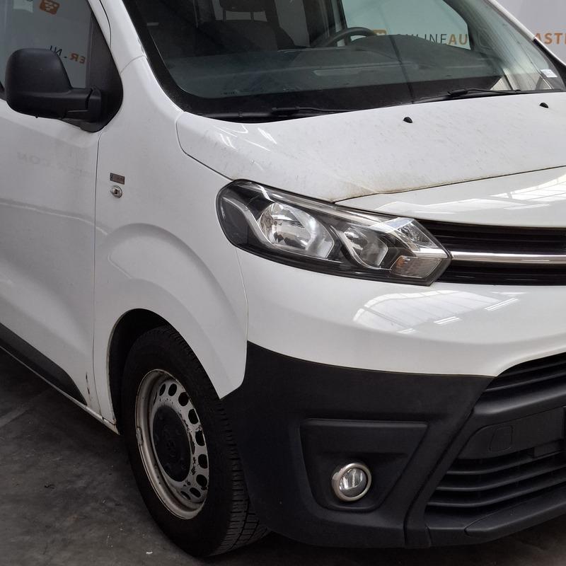 Bedrijfsauto, Toyota, Proace Shuttle, 2020, Auto's, Voorwielaandrijving, 1800 kg, Euro 6, ProAce