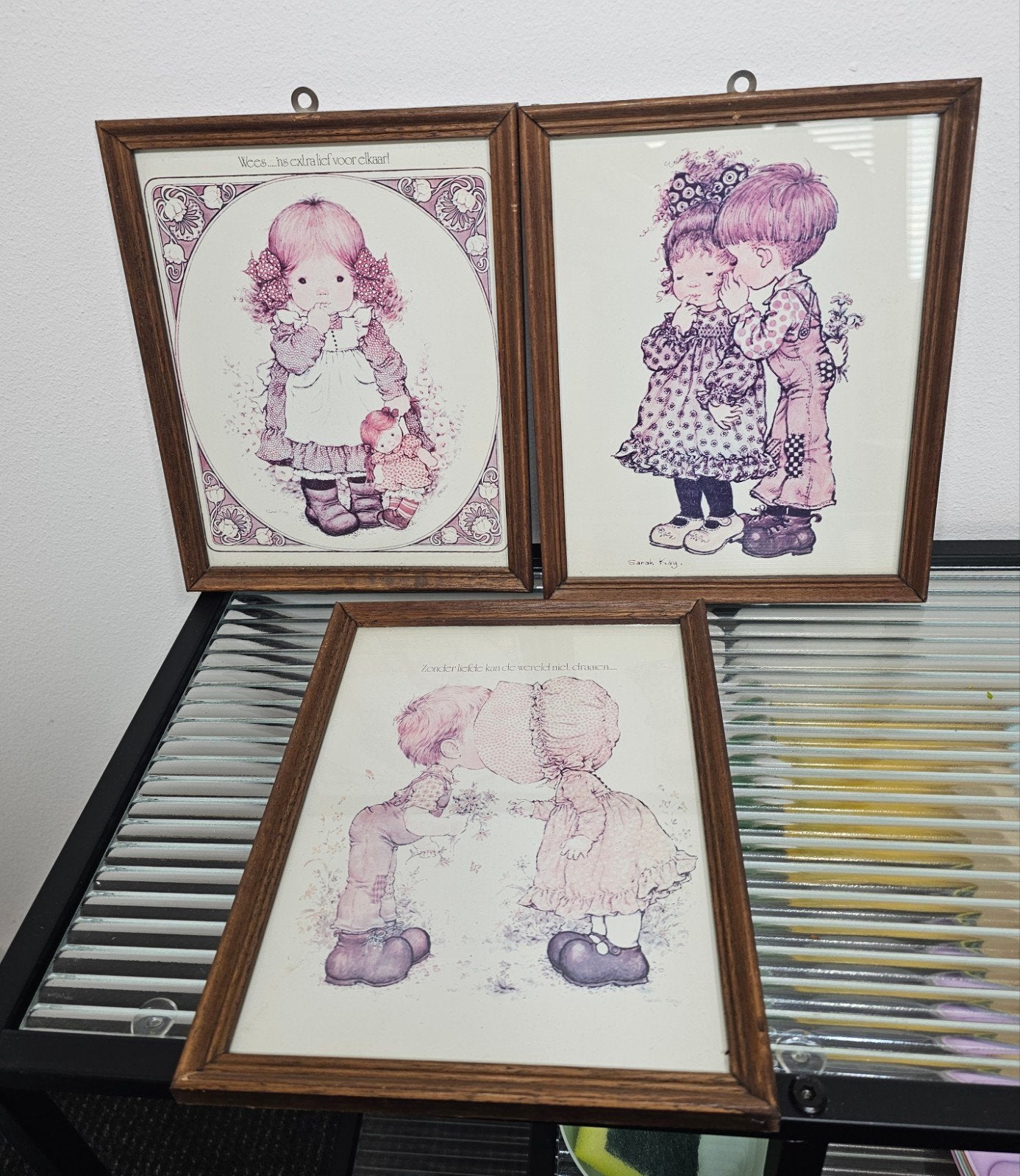 Set van 3 Sarah Kay prints in houten lijstjes, Minder dan 50 cm, Gebruikt, Ophalen of Verzenden, Print