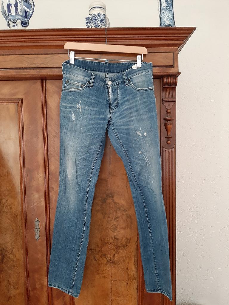 Dsquared2 blauwe destroyed jeans 46, Kleding | Heren, Dsquared2, Blauw, Ophalen of Verzenden, Zo goed als nieuw