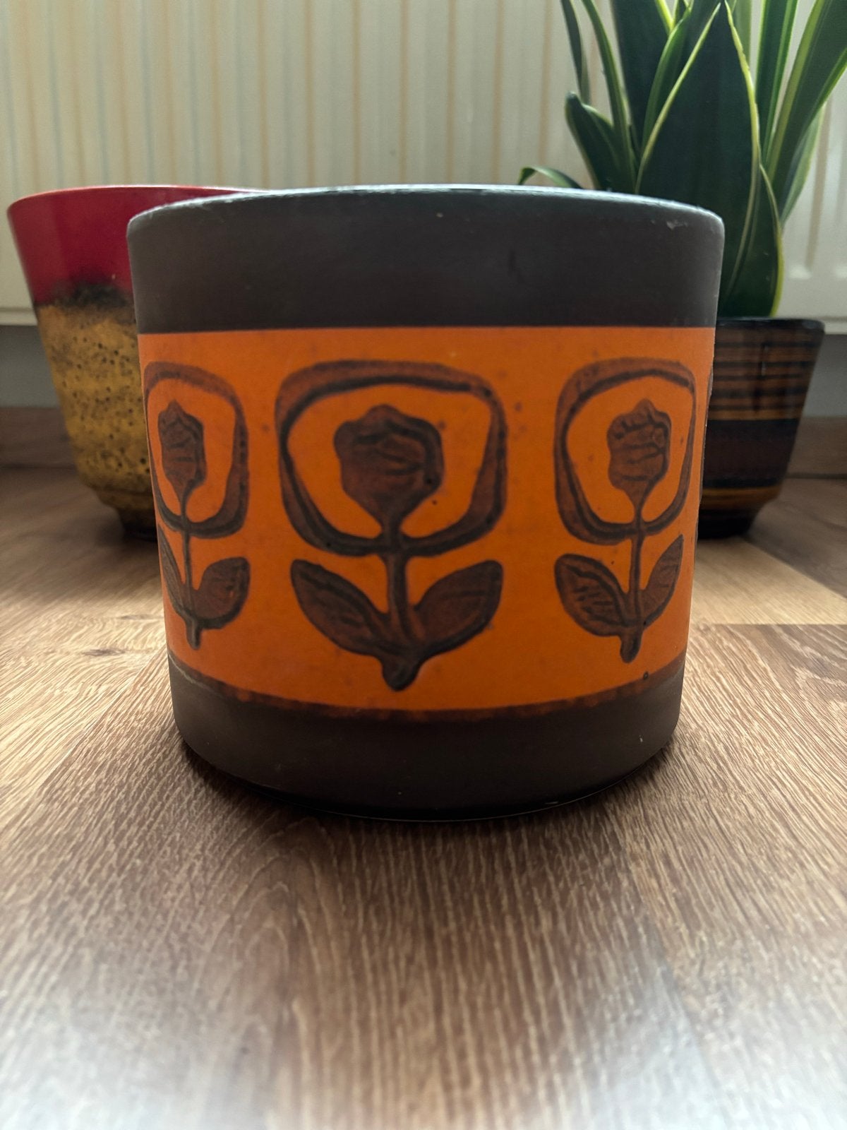 Vintage bloempot oranje/bruin met bloemmotief, Gebruikt, Rond, Binnen, Ophalen of Verzenden