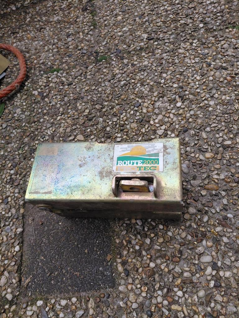 Route 2000 TEC disselslot voor aanhanger/caravan, Ophalen, Gebruikt