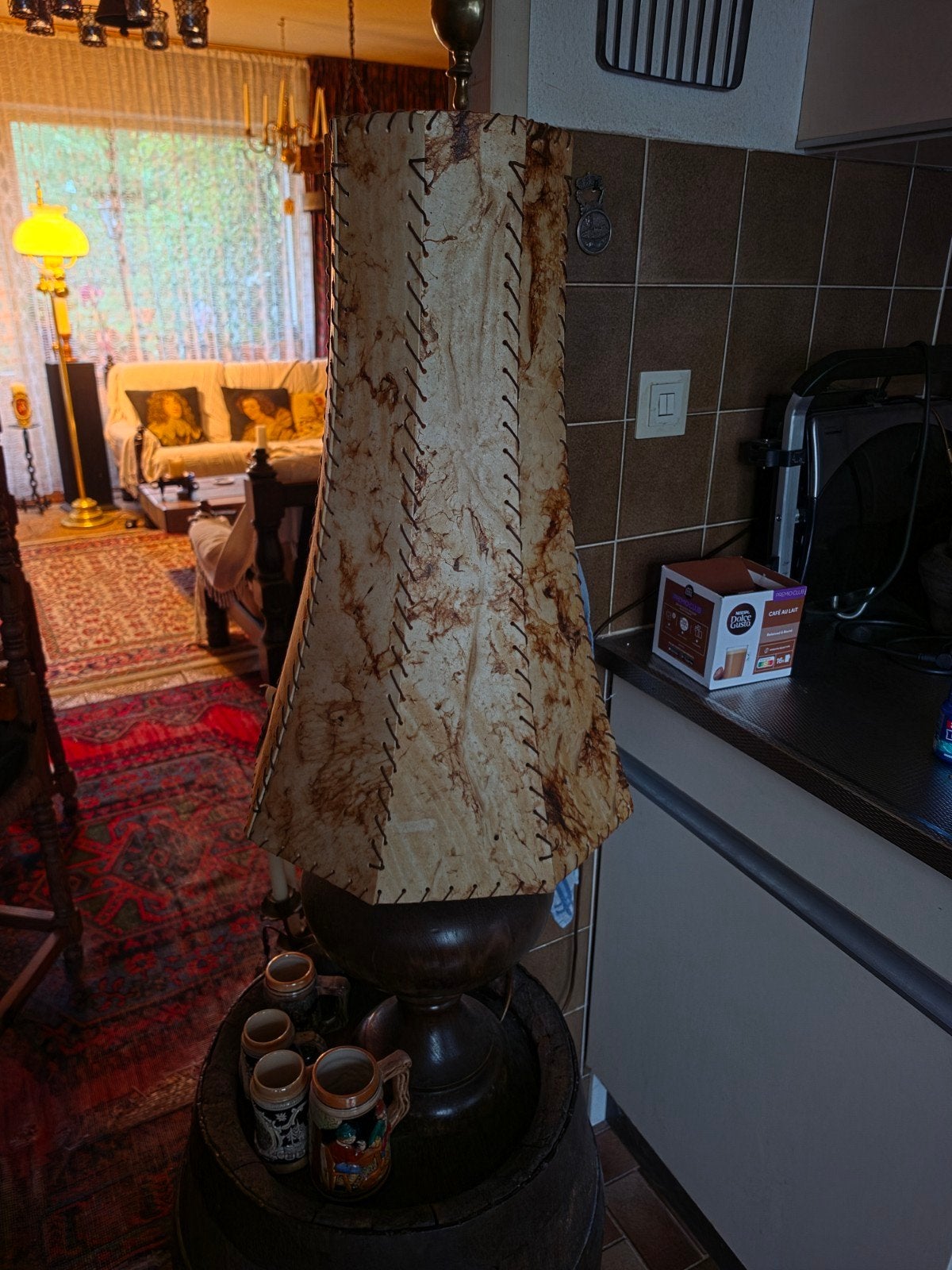 Vintage vloerlamp met unieke perkamenten kap, Ophalen