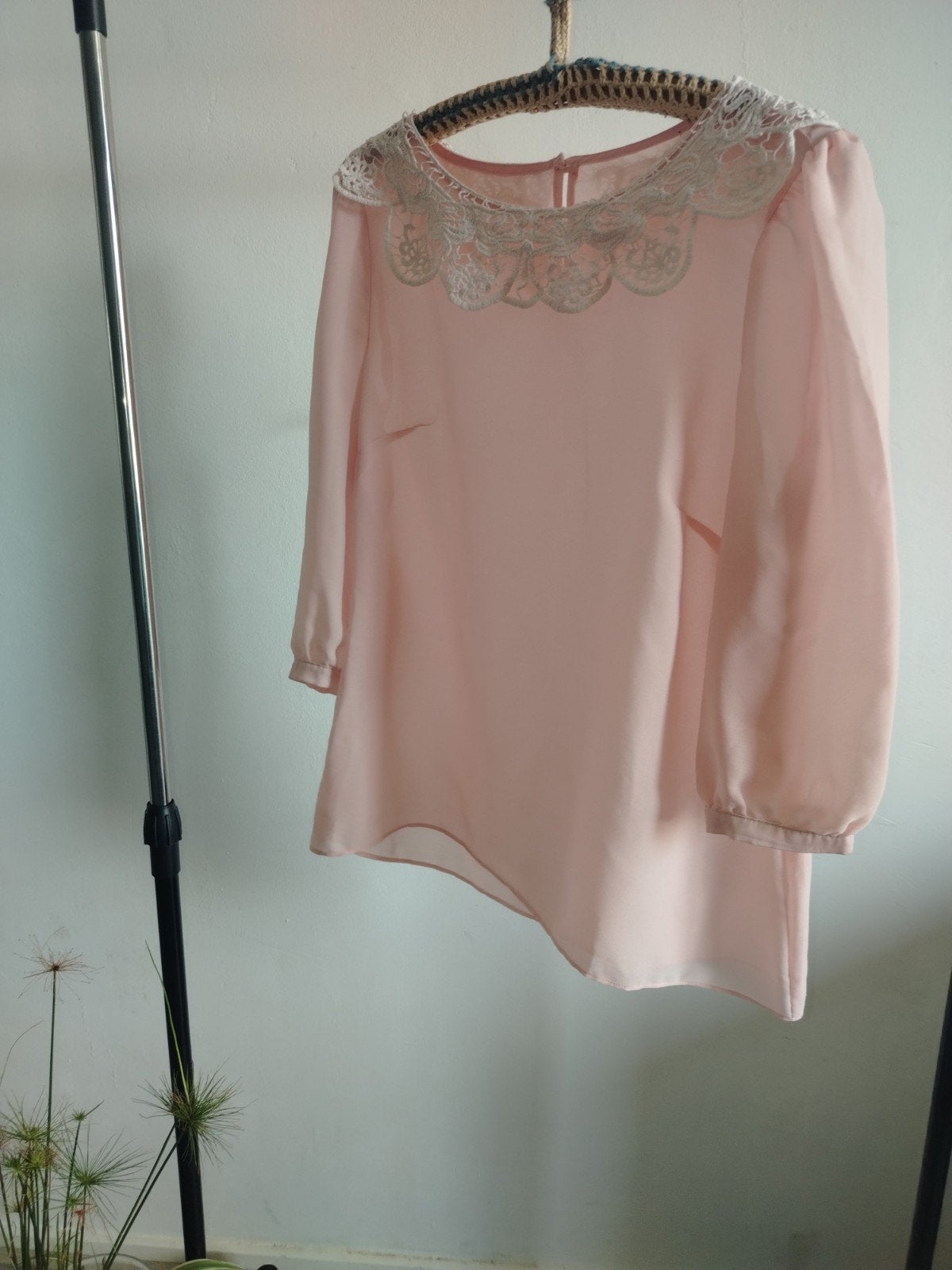 Roze blouse met kanten kraag vintage oma maat M, Kleding | Dames, Maat 38/40 (M), Ophalen of Verzenden, Lange mouw, Roze