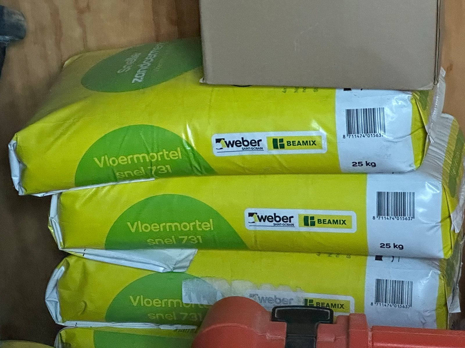 6 zakken Weber Beamix Vloermortel snel 731 - 25 kg per zak, Ophalen, Nieuw