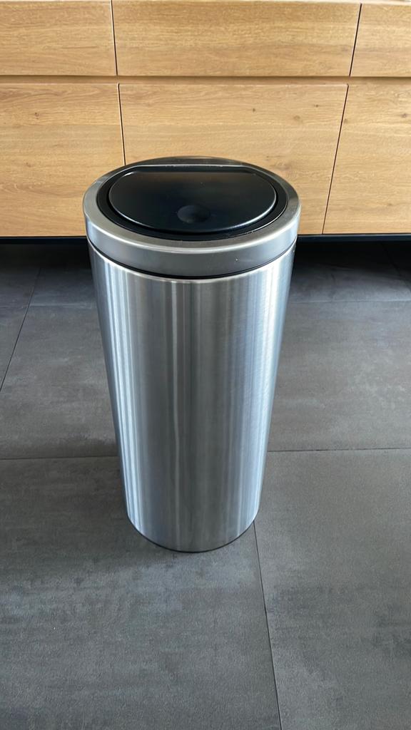 Brabantia touch bin prullenbak RVS 30 L, zgan, Ophalen of Verzenden, Zo goed als nieuw, Rvs, 50 tot 75 cm