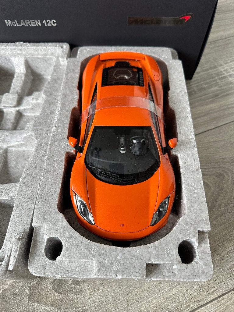 McLaren 12C Autoart Limited Edition in Orange, Ophalen of Verzenden, Zo goed als nieuw, Auto, Autoart