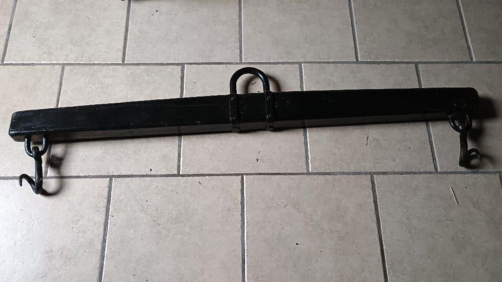 Mooie antiek houten evenaar, ook zweng of spanhout genoemd., Ophalen