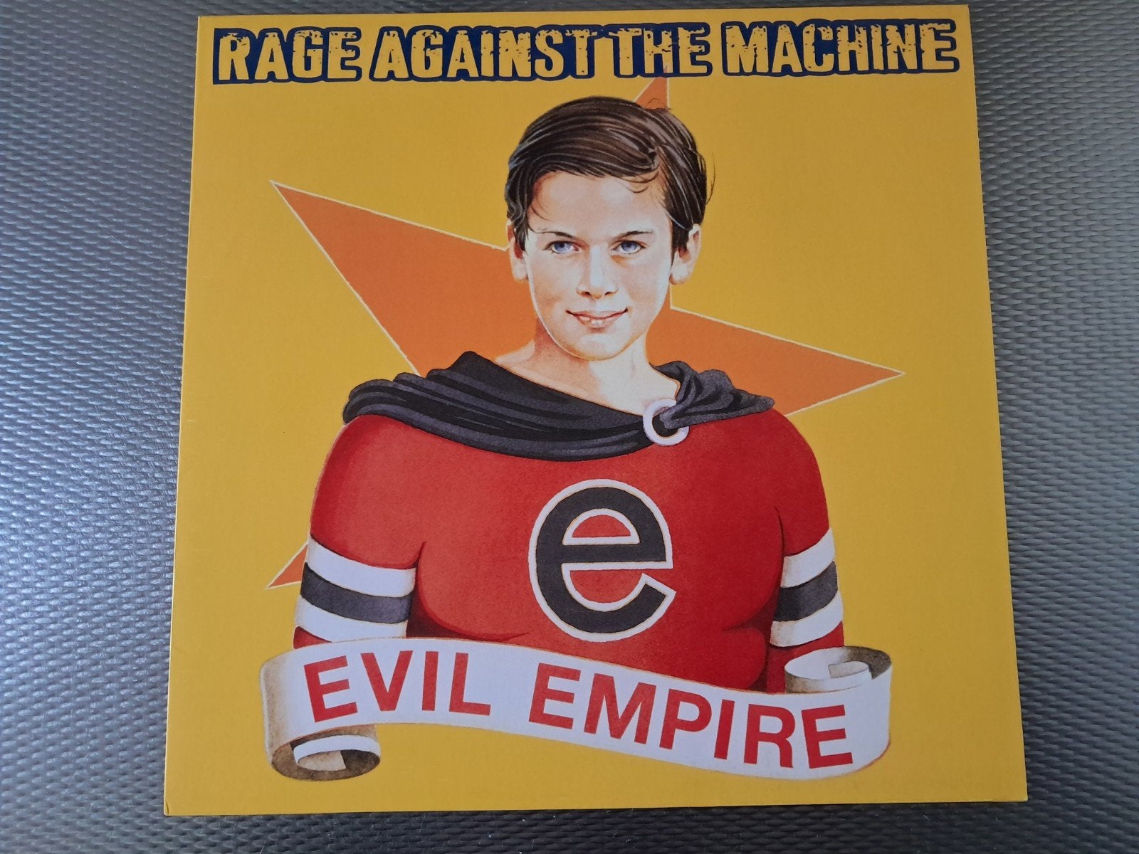 Rage Against The Machine - Evil Empire LP, Verzenden, Zo goed als nieuw, 12 inch, LP