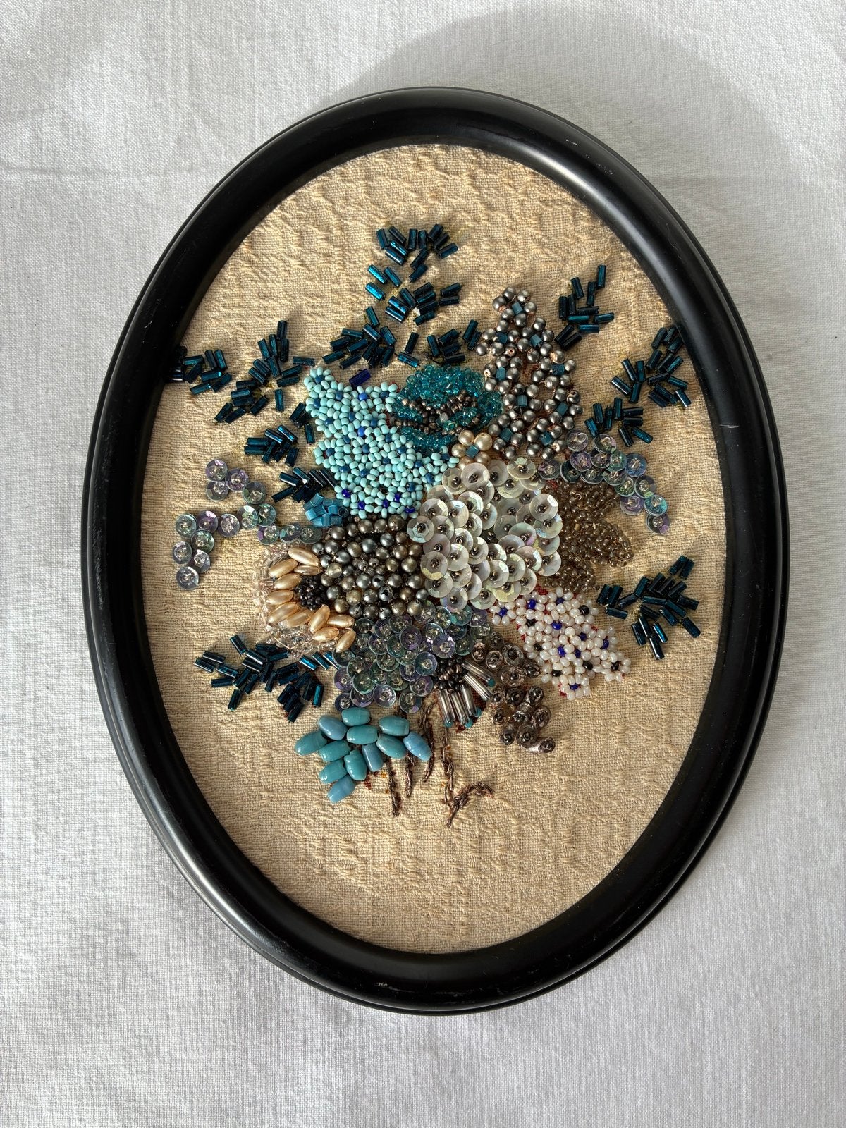 Vintage Kralen Bloemen Kunstwerk in Ovale Lijst, Ophalen of Verzenden